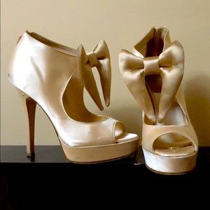 Laurence Davafe shoes